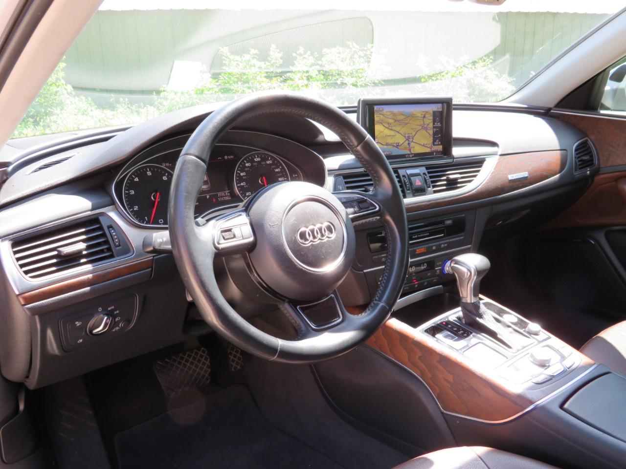 Audi A6 3.0T Premium Plus quattro 2015