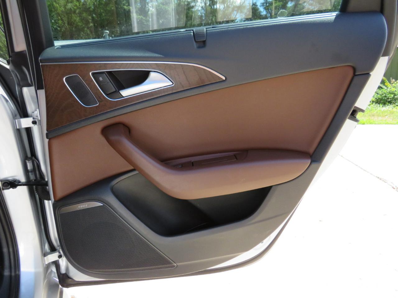 Audi A6 3.0T Premium Plus quattro 2015