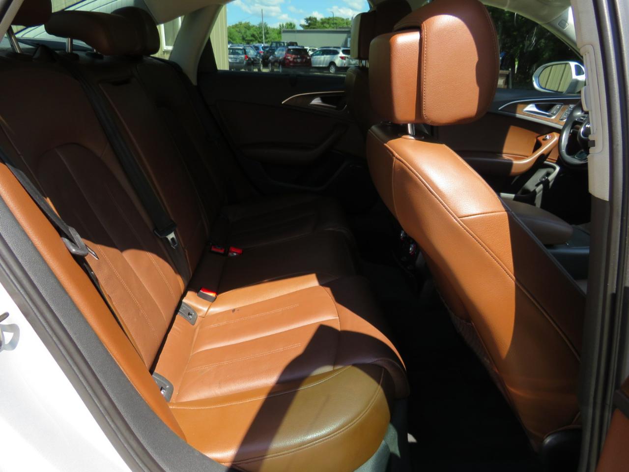 Audi A6 3.0T Premium Plus quattro 2015