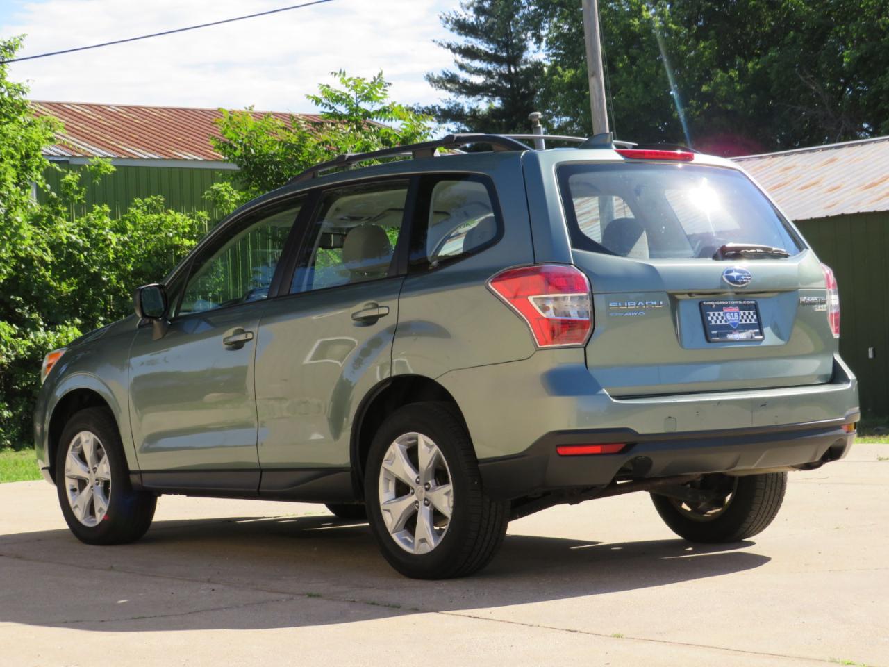 Subaru Forester 2.5i Premium 4D SUV 2016