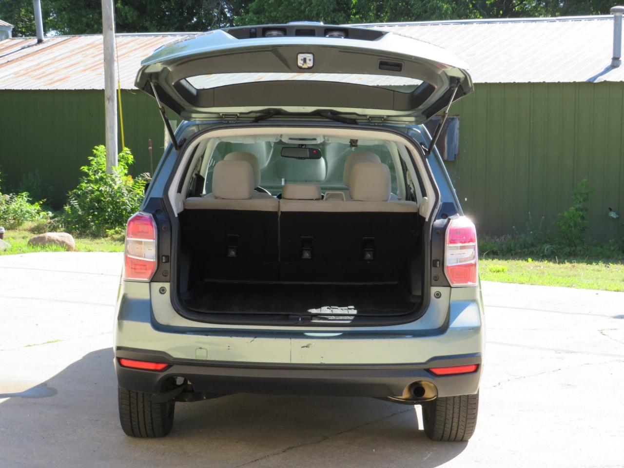 Subaru Forester 2.5i Premium 4D SUV 2016