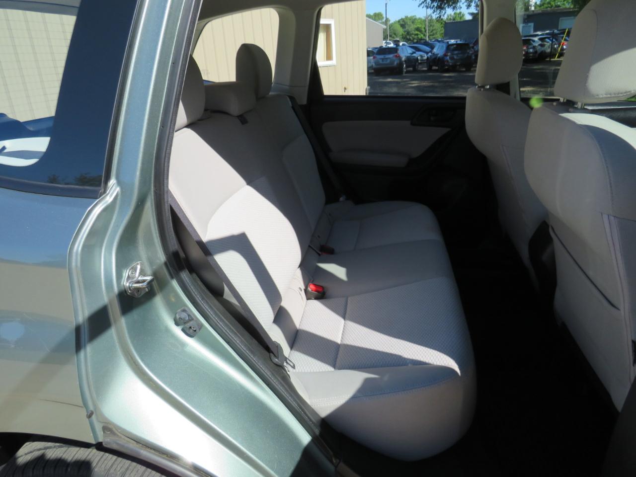 Subaru Forester 2.5i Premium 4D SUV 2016