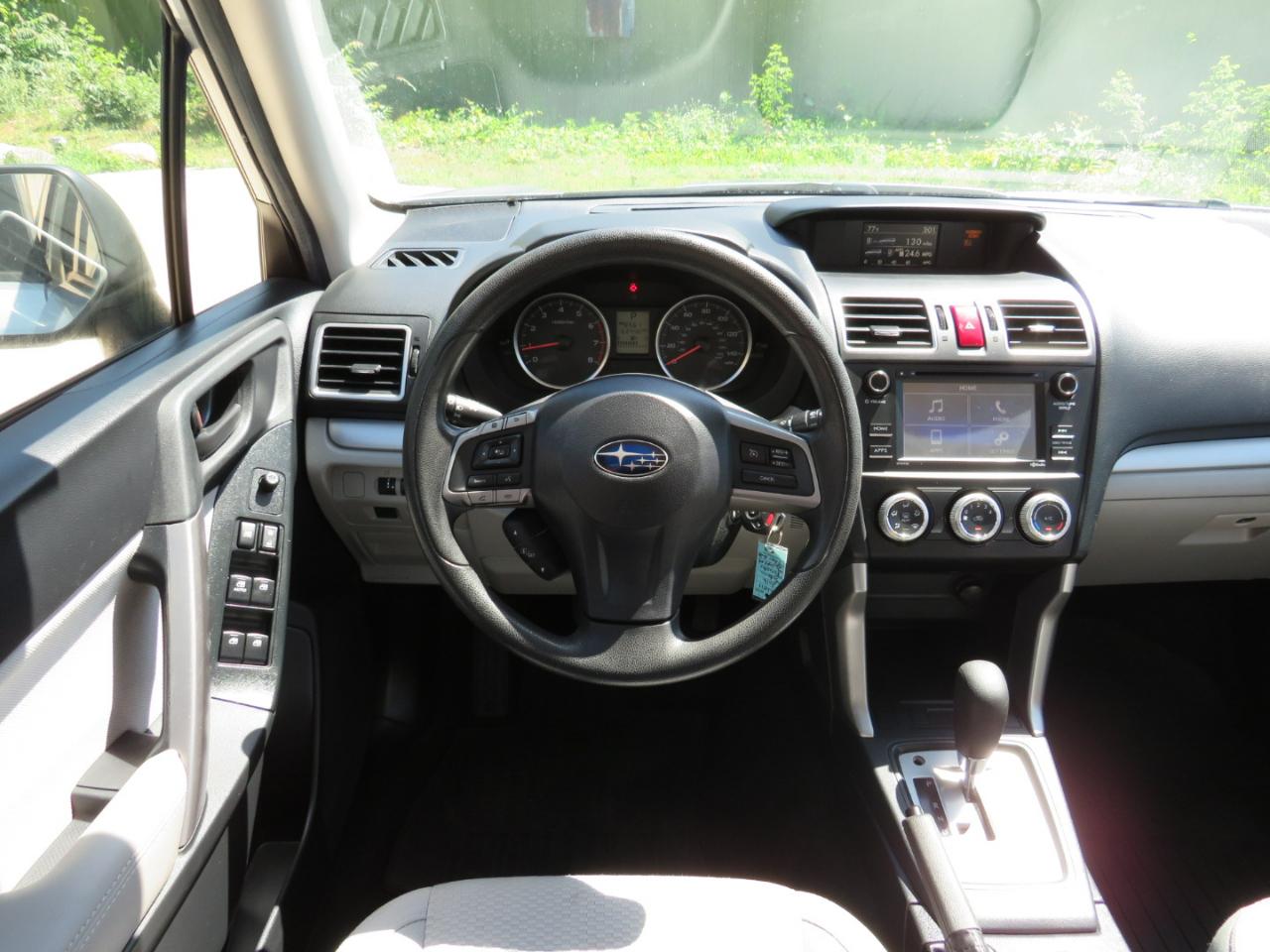 Subaru Forester 2.5i Premium PZEV CVT 2016
