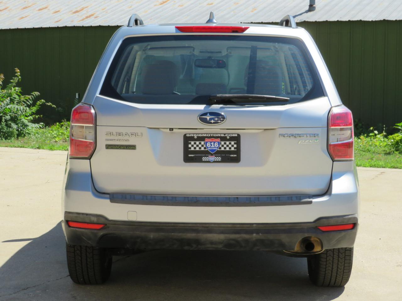 Subaru Forester 2.5i Premium PZEV CVT 2016
