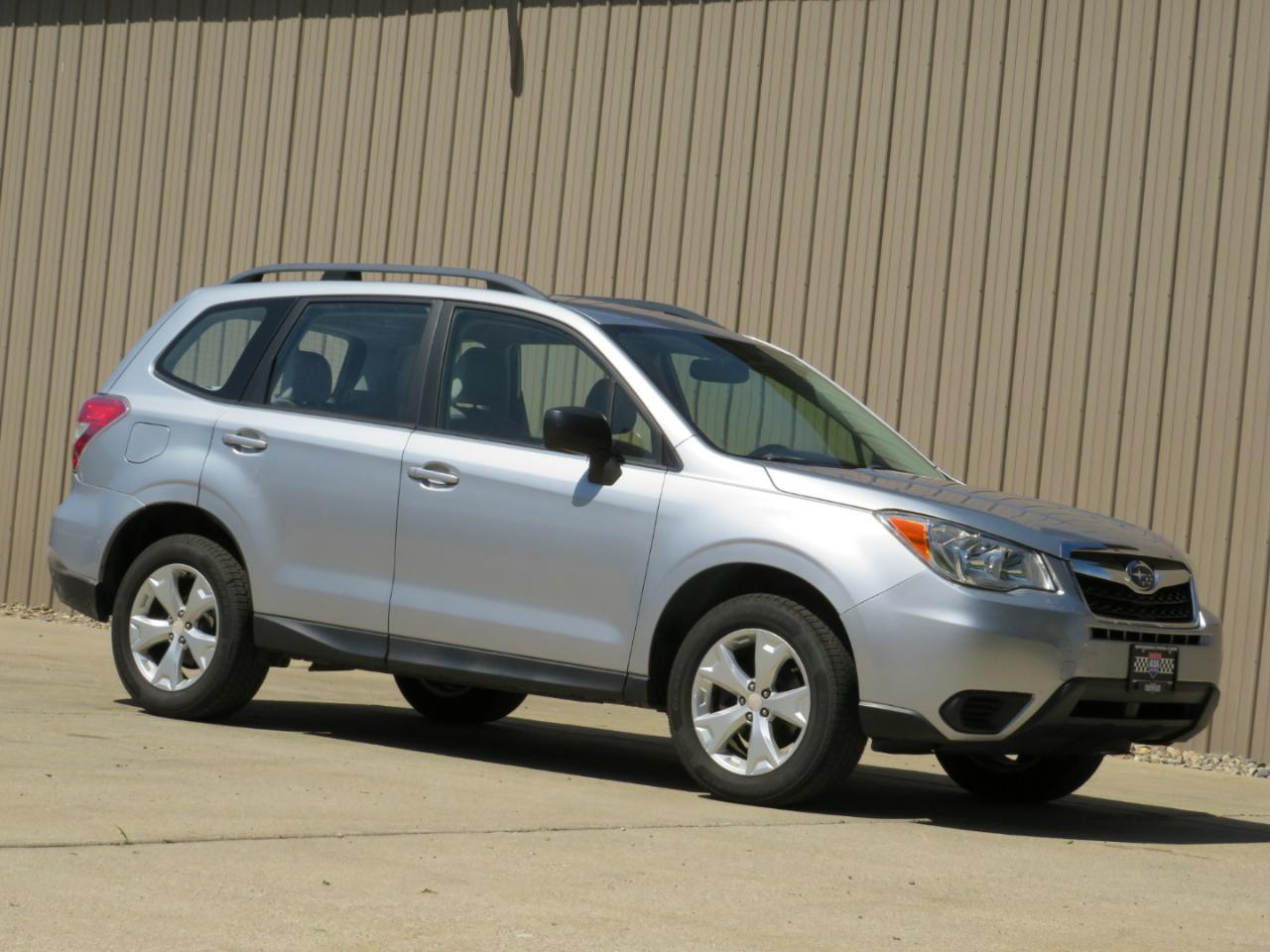 Subaru Forester 2.5i Premium PZEV CVT 2016