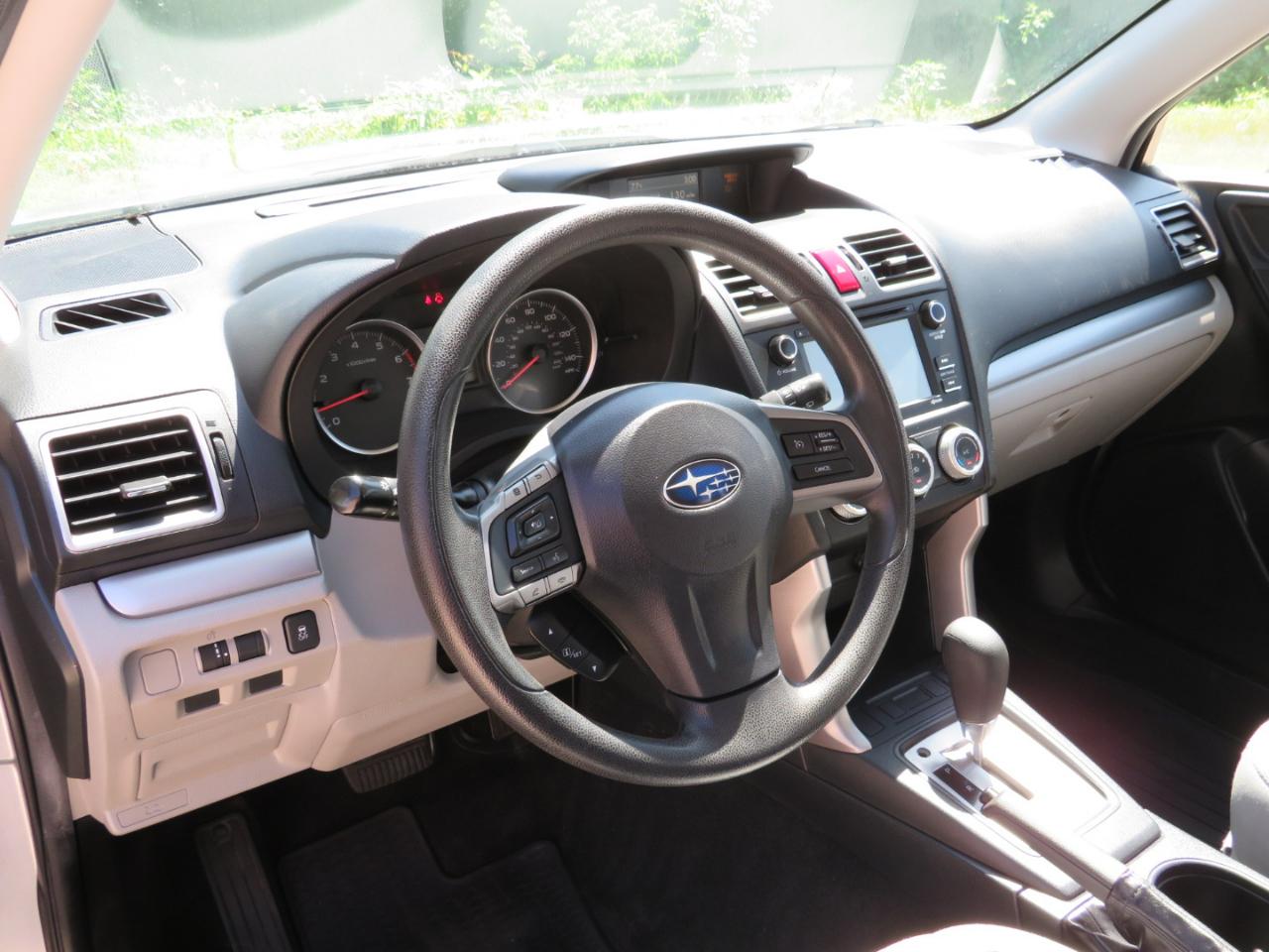 Subaru Forester 2.5i Premium PZEV CVT 2016