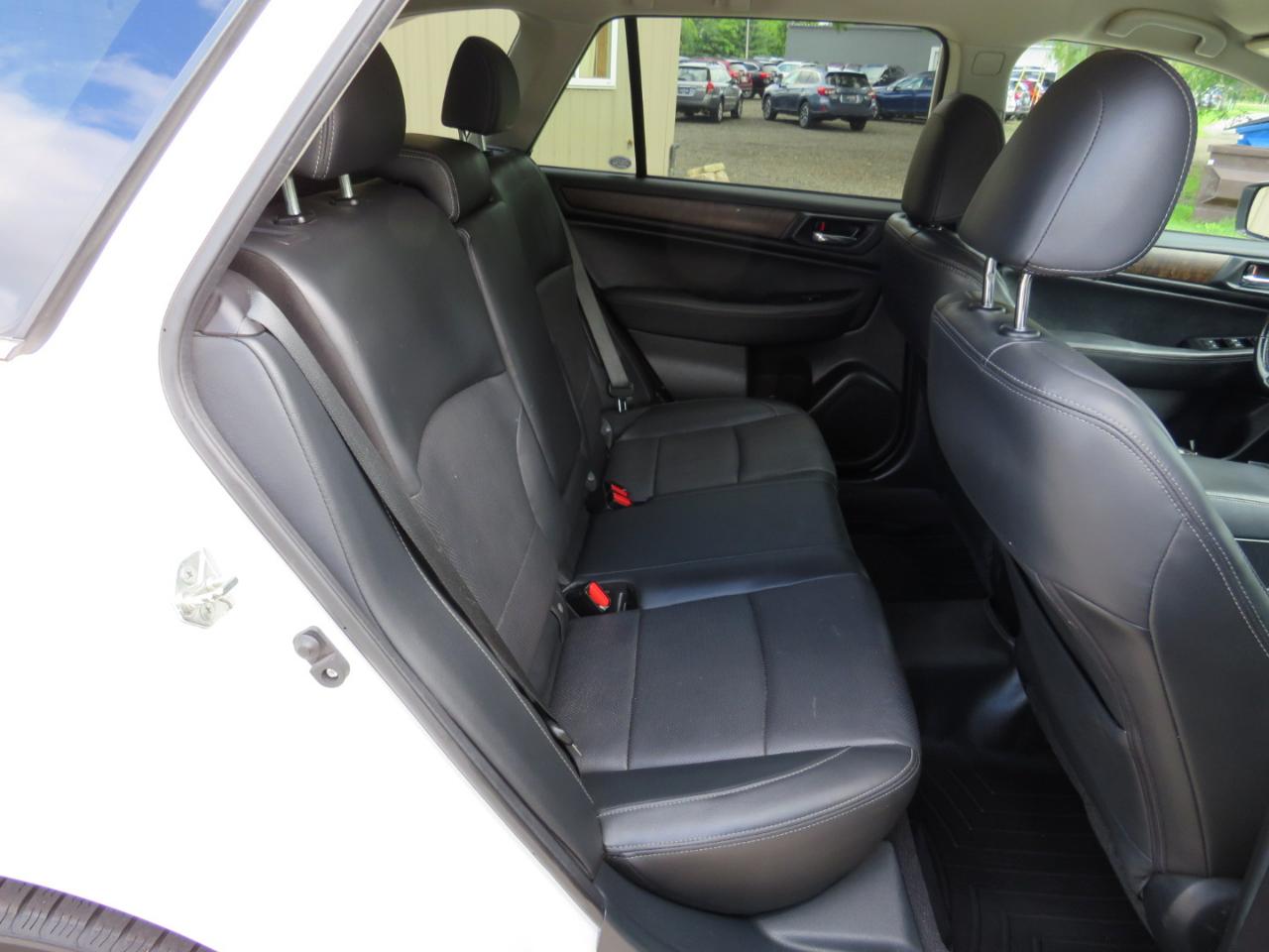 Subaru Outback 2.5i Limited 2016