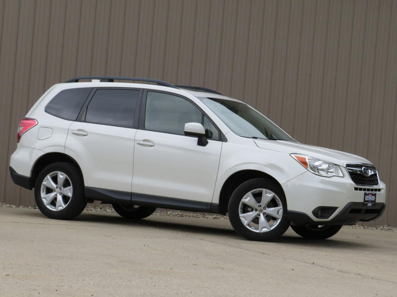 Subaru Forester 2.5i Premium PZEV CVT 2016
