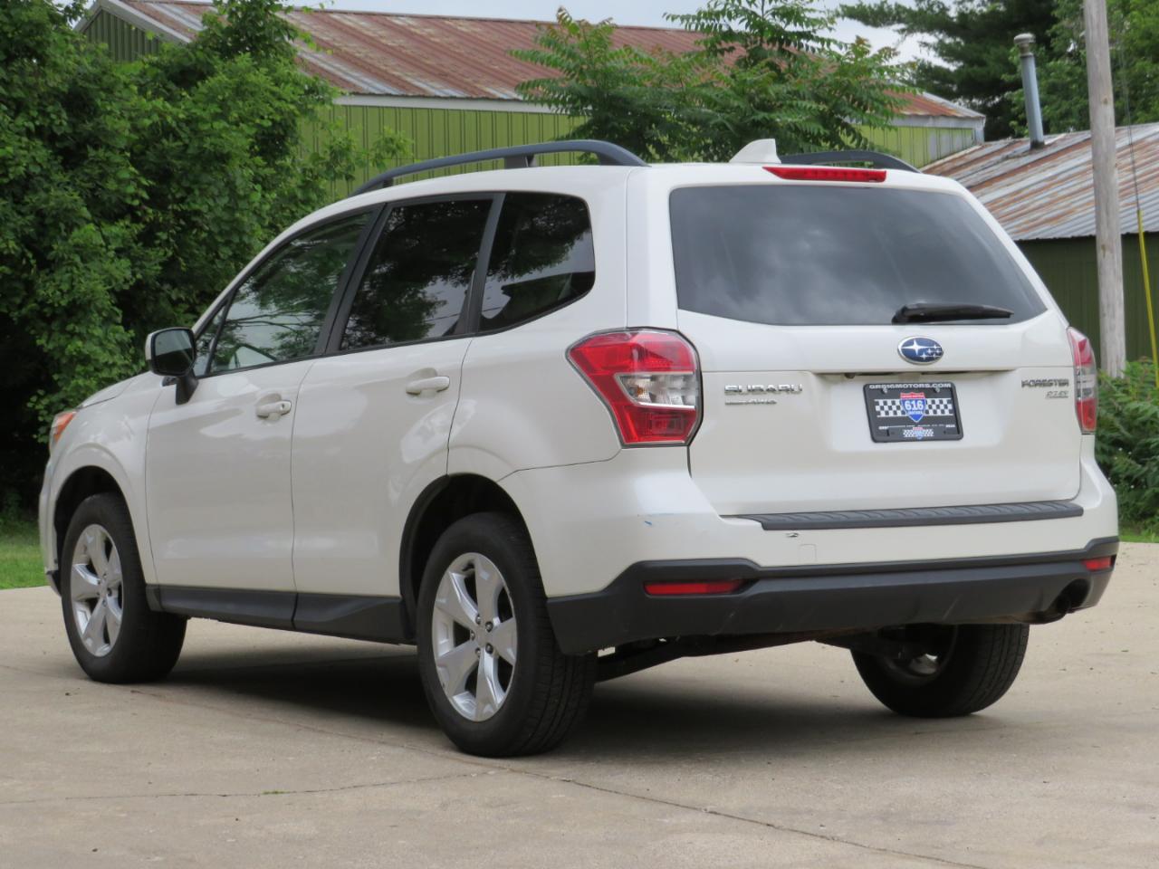 Subaru Forester 2.5i Premium PZEV CVT 2016