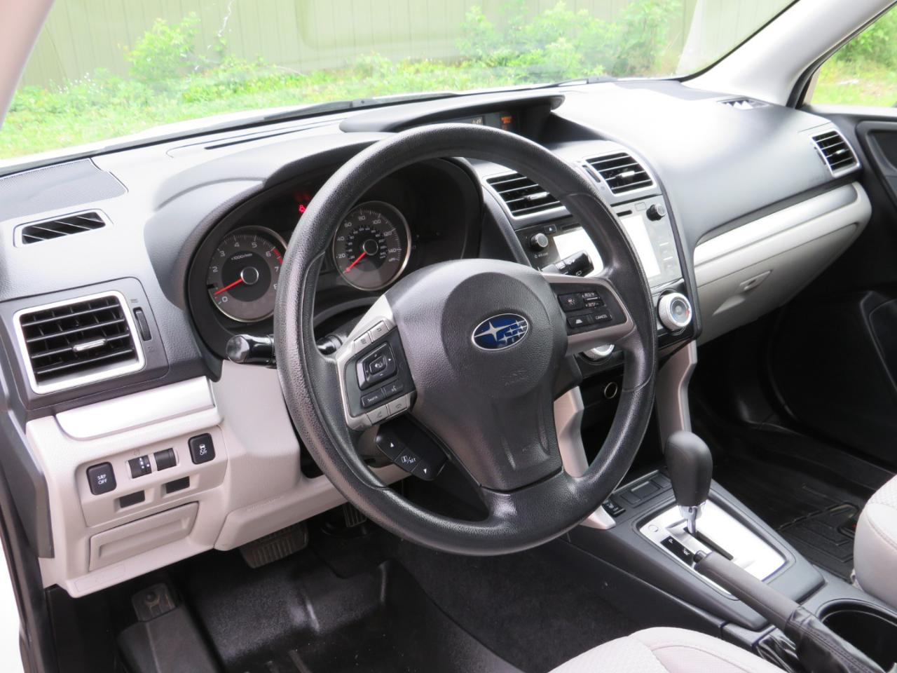 Subaru Forester 2.5i Premium PZEV CVT 2016