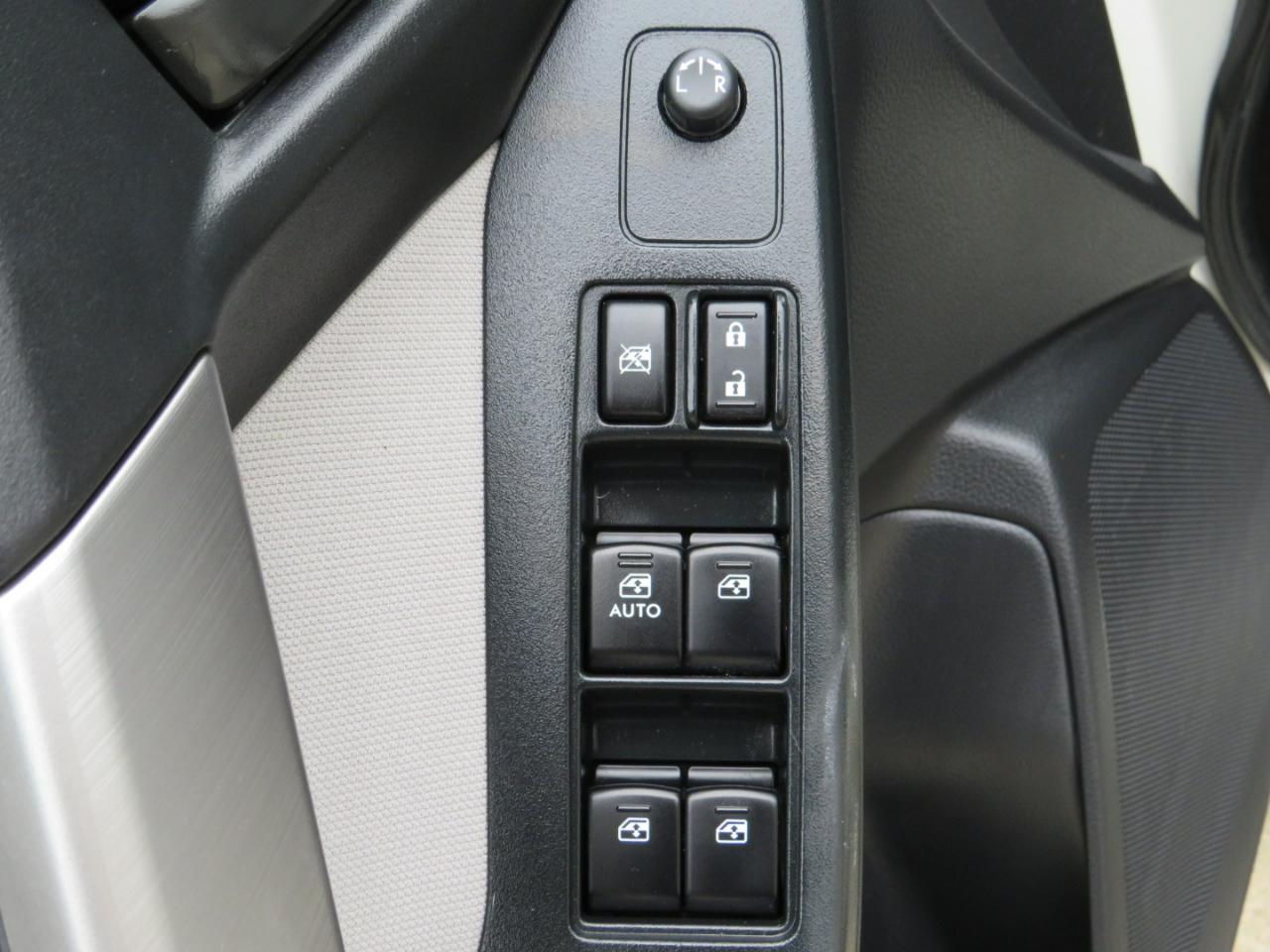 Subaru Forester 2.5i Premium PZEV CVT 2016