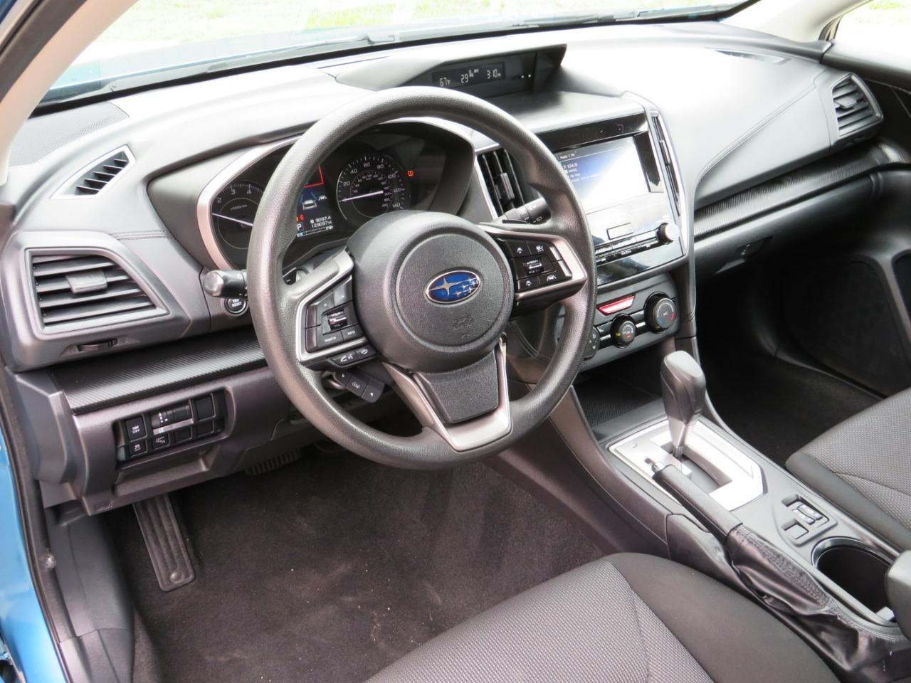 Subaru Impreza 2.0i Premium CVT 5-Door 2018
