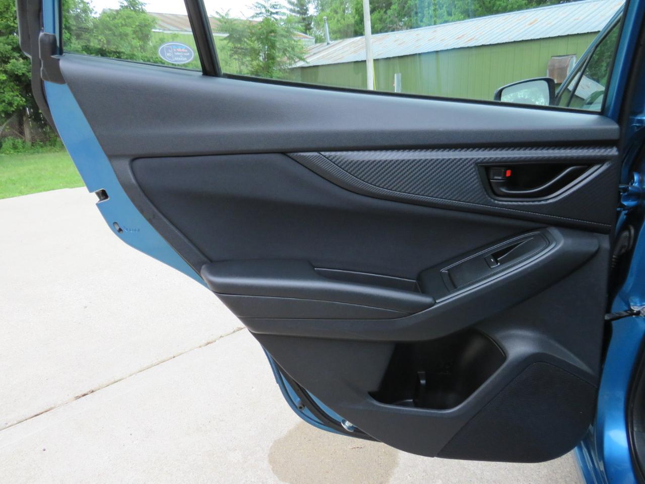 Subaru Impreza 2.0i Premium CVT 5-Door 2018