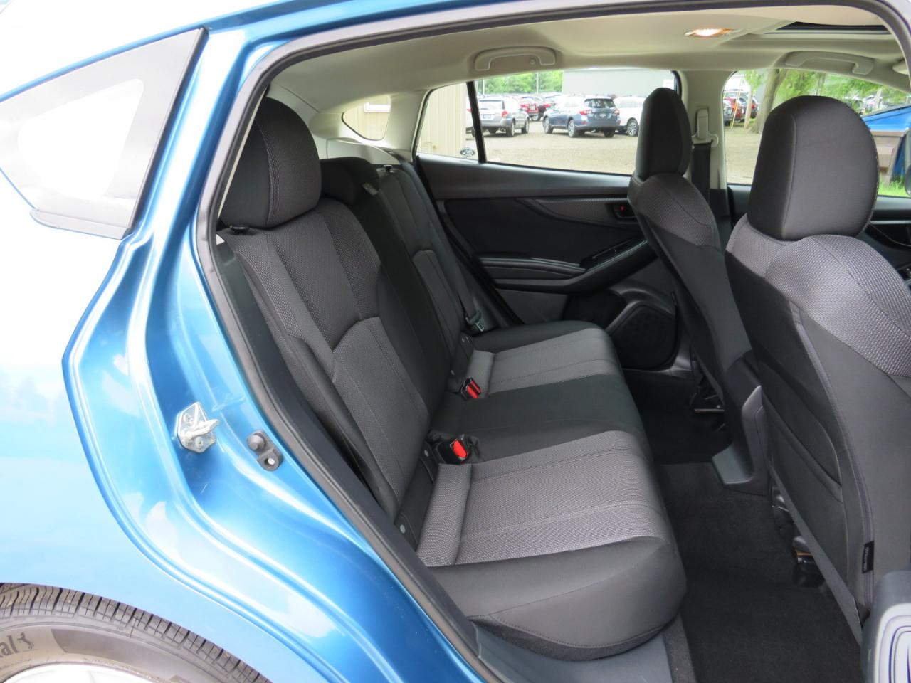 Subaru Impreza 2.0i Premium CVT 5-Door 2018