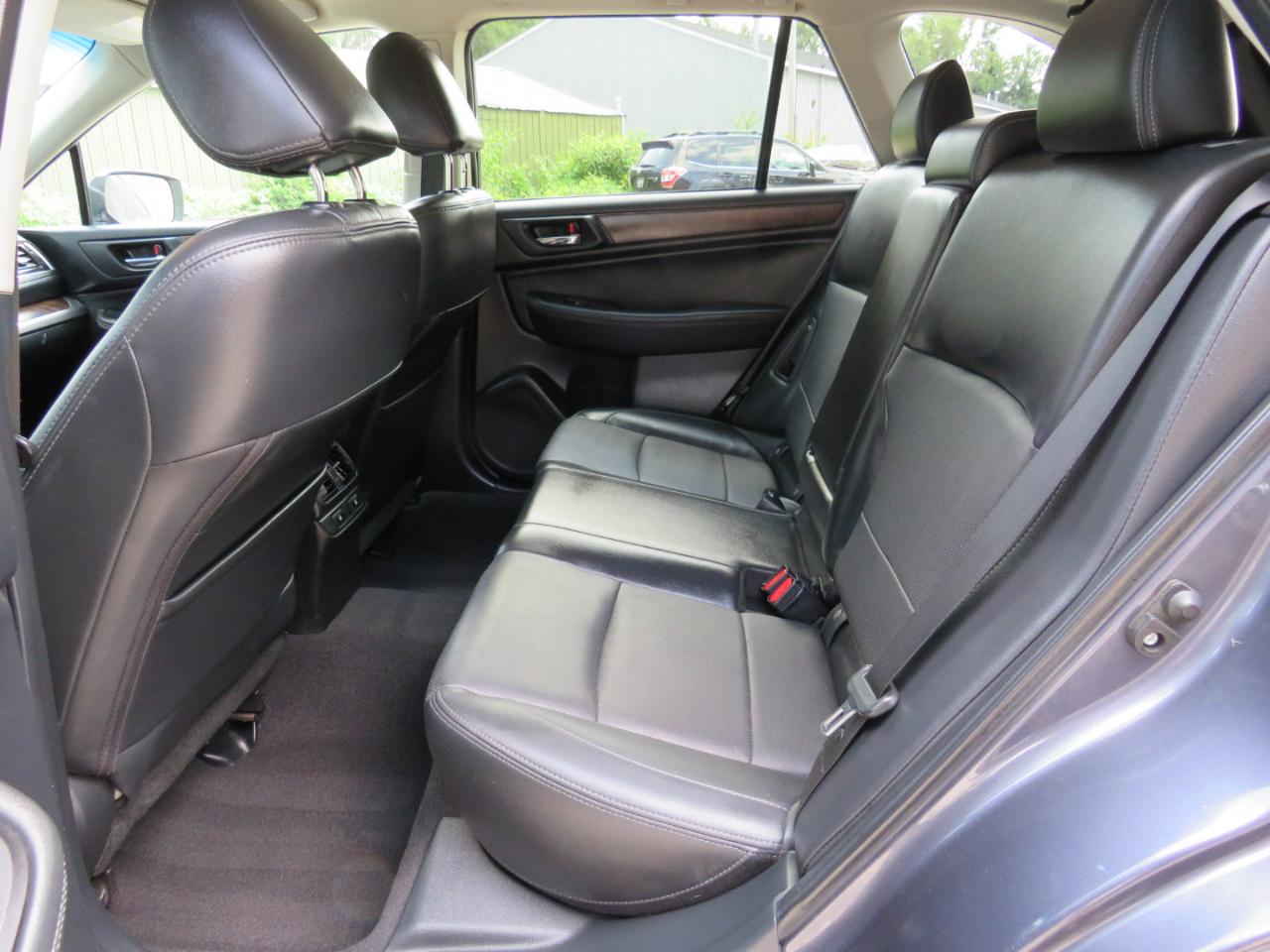 Subaru Outback 2.5i Limited 2015