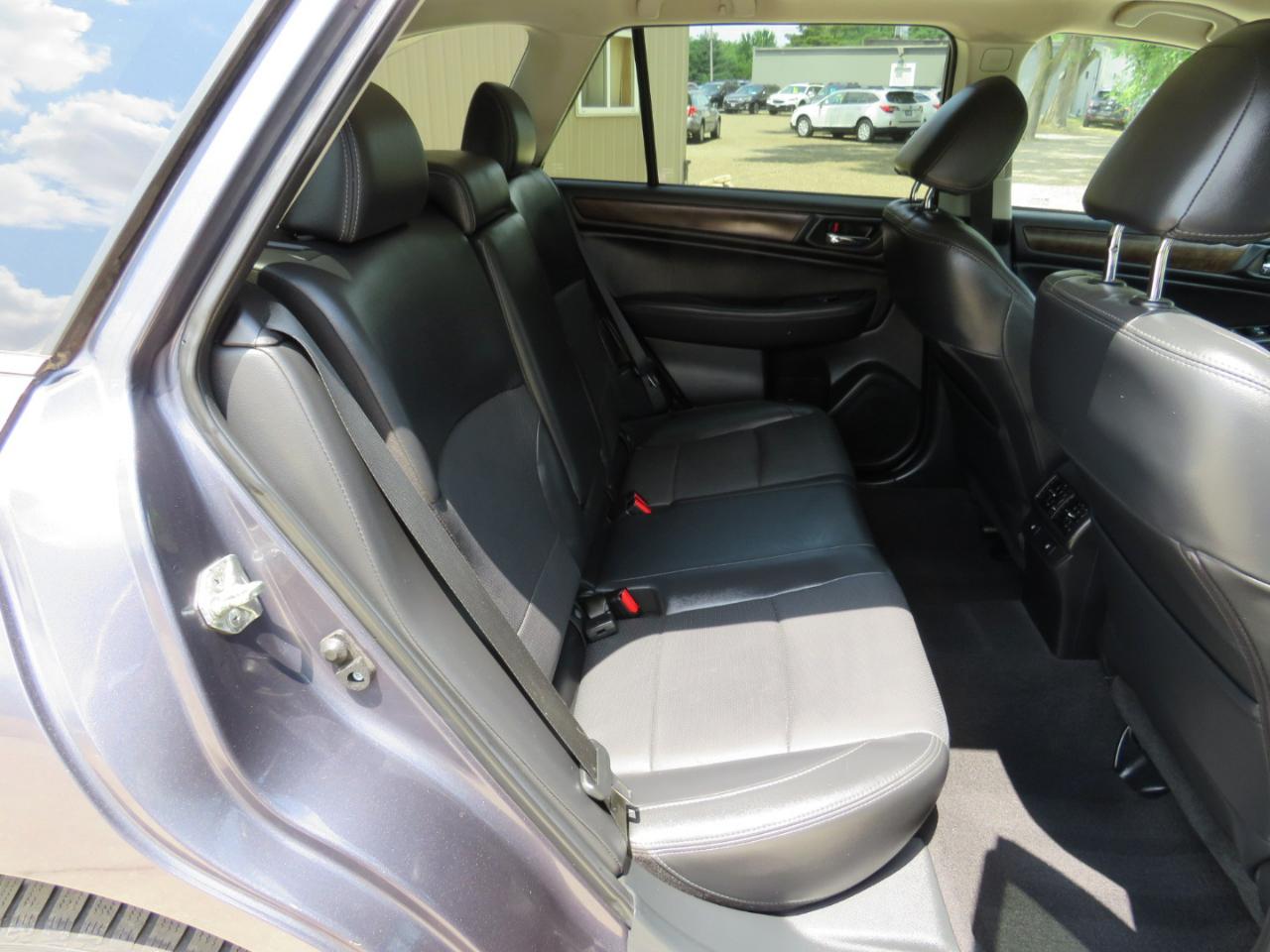 Subaru Outback 2.5i Limited 2015