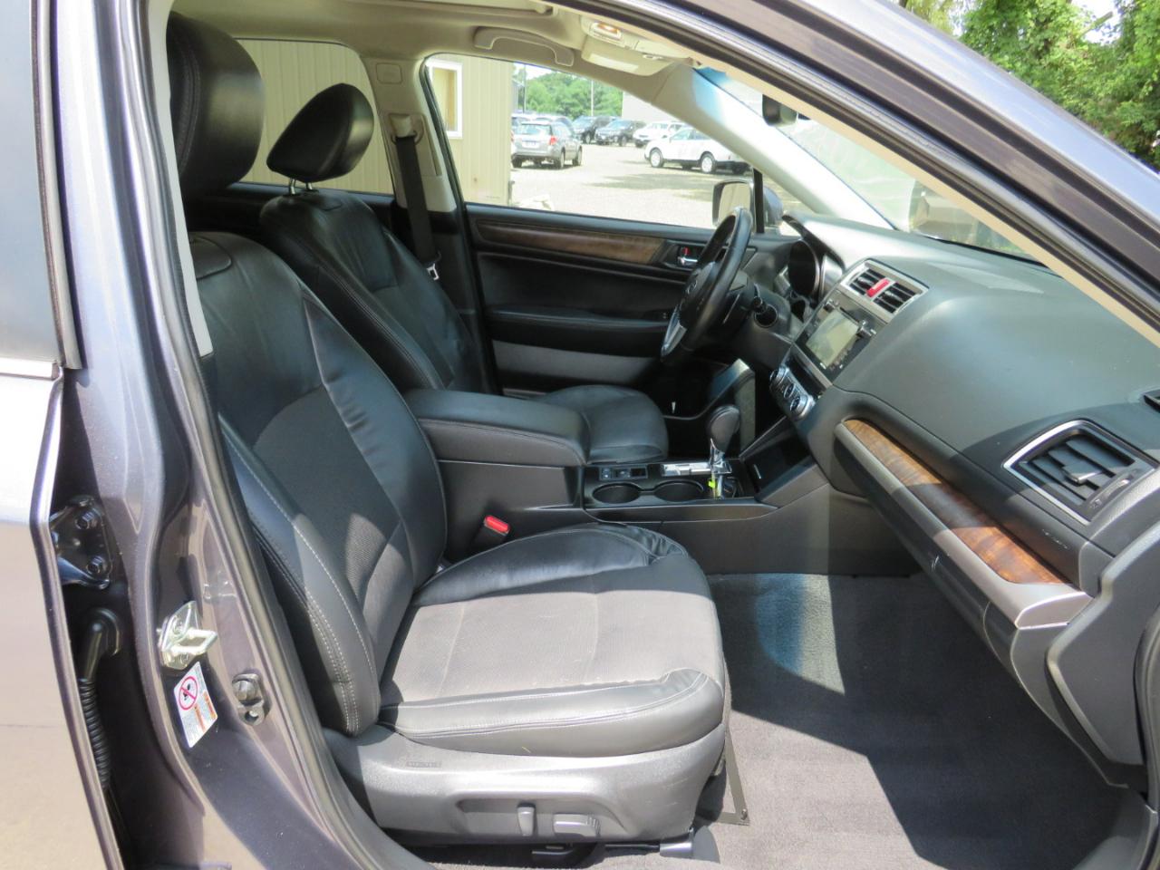 Subaru Outback 2.5i Limited 2015