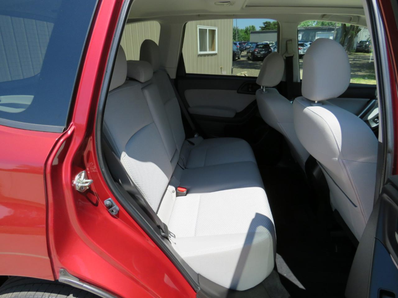 Subaru Forester 2.5i Premium 2015