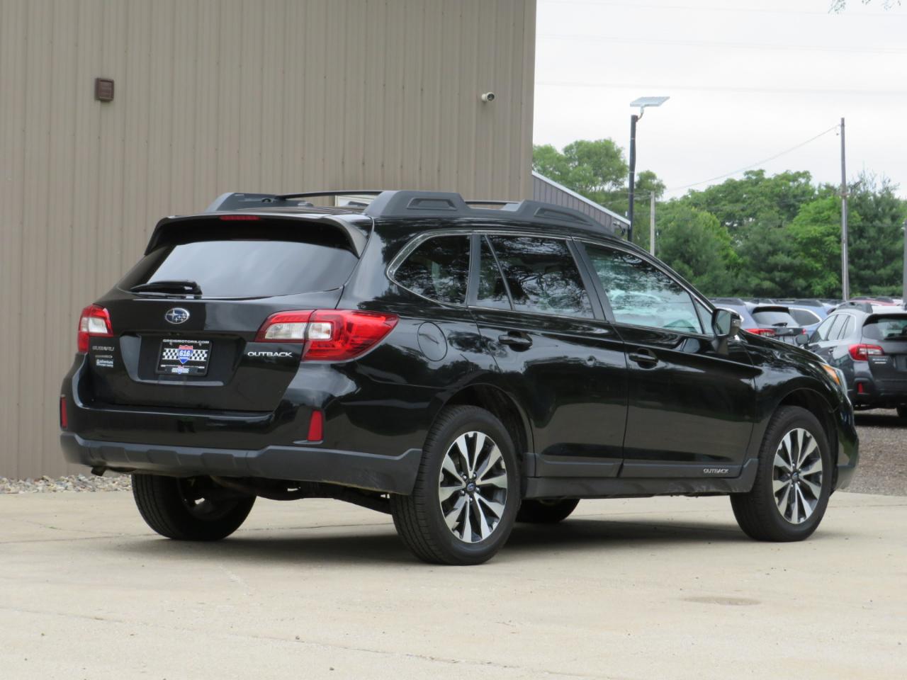 Subaru Outback 2.5i Limited 2015