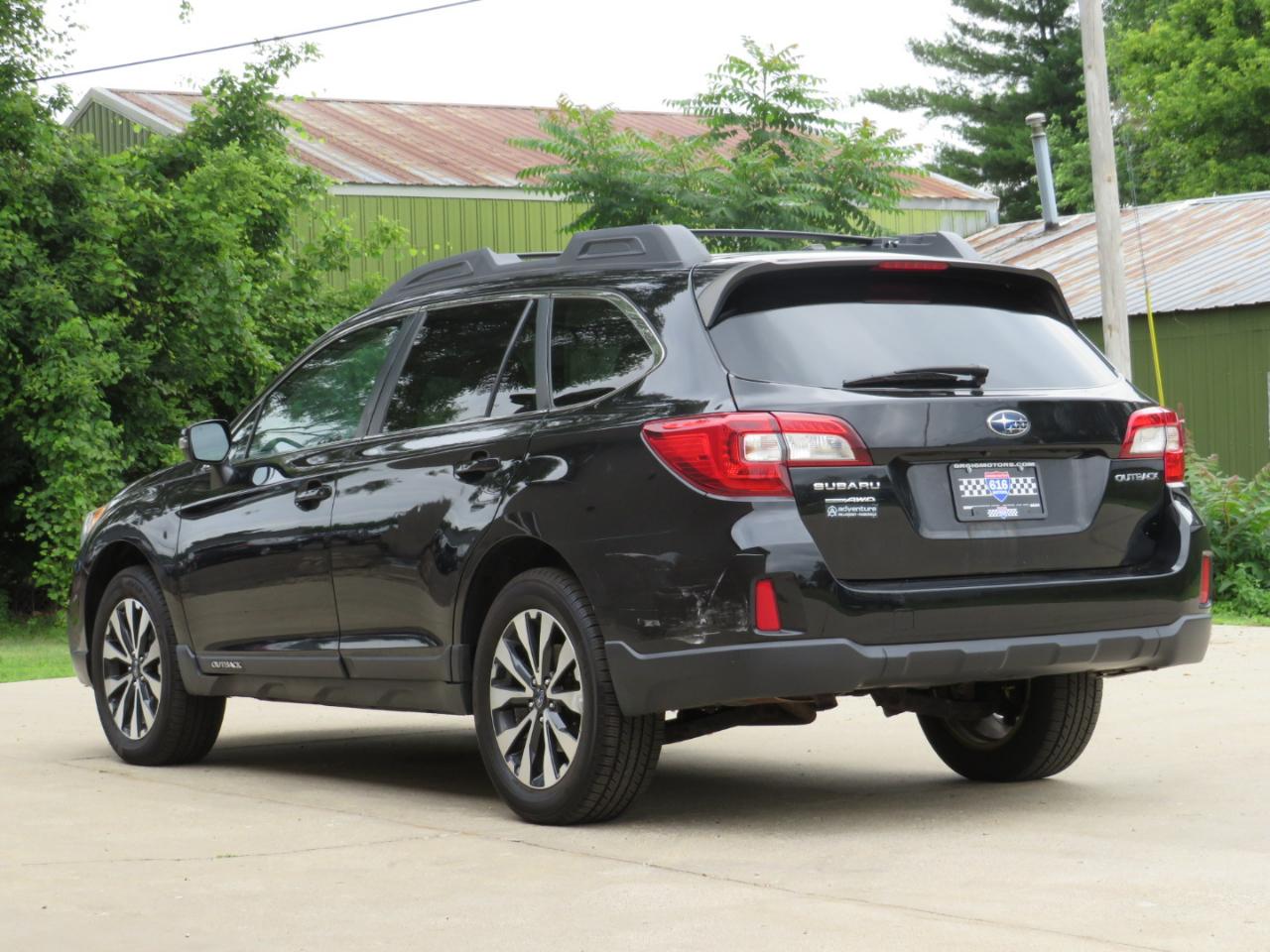 Subaru Outback 2.5i Limited 2015