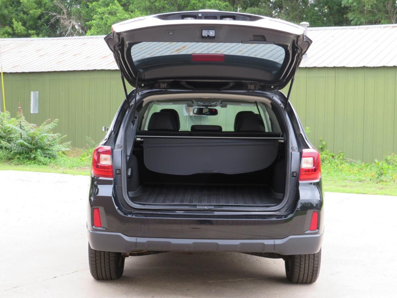 Subaru Outback 2.5i Limited 2015