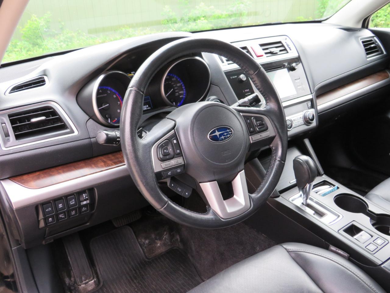 Subaru Outback 2.5i Limited 2015