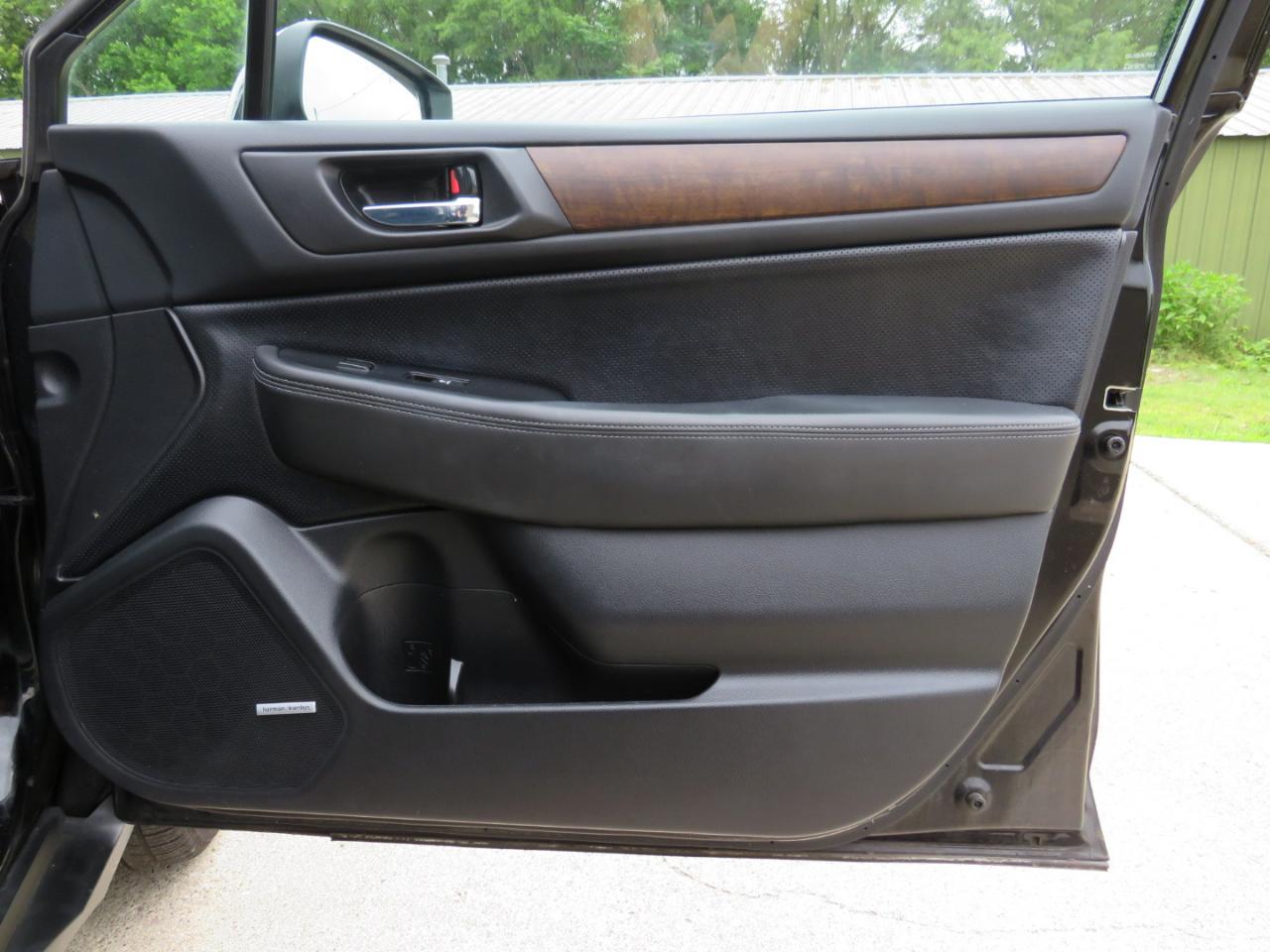 Subaru Outback 2.5i Limited 2015
