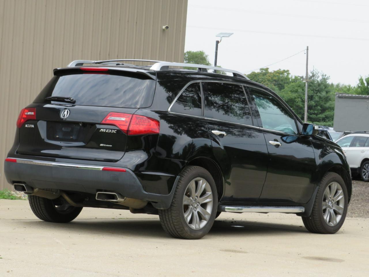 Acura MDX 6-Spd AT w/Advance Package 2011