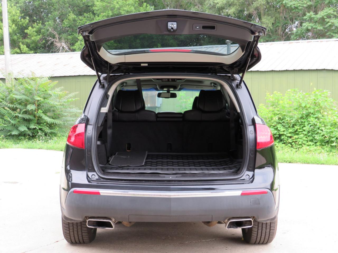 Acura MDX 6-Spd AT w/Advance Package 2011