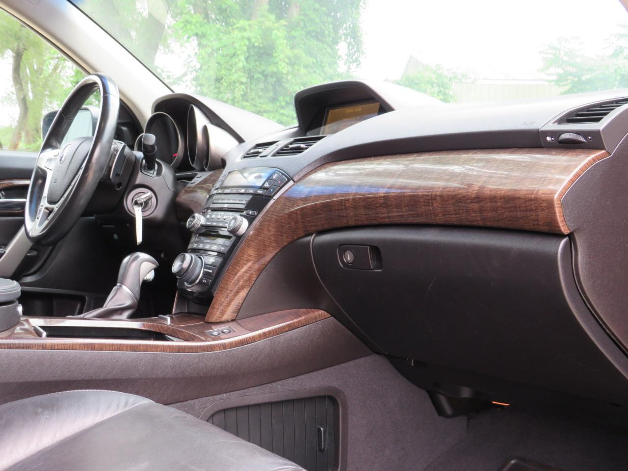 Acura MDX 6-Spd AT w/Advance Package 2011