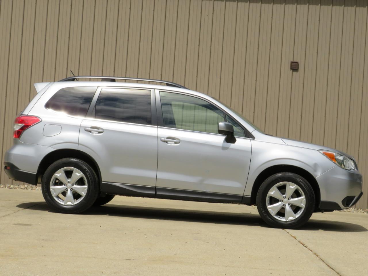 Subaru Forester 2.5i Limited 2014