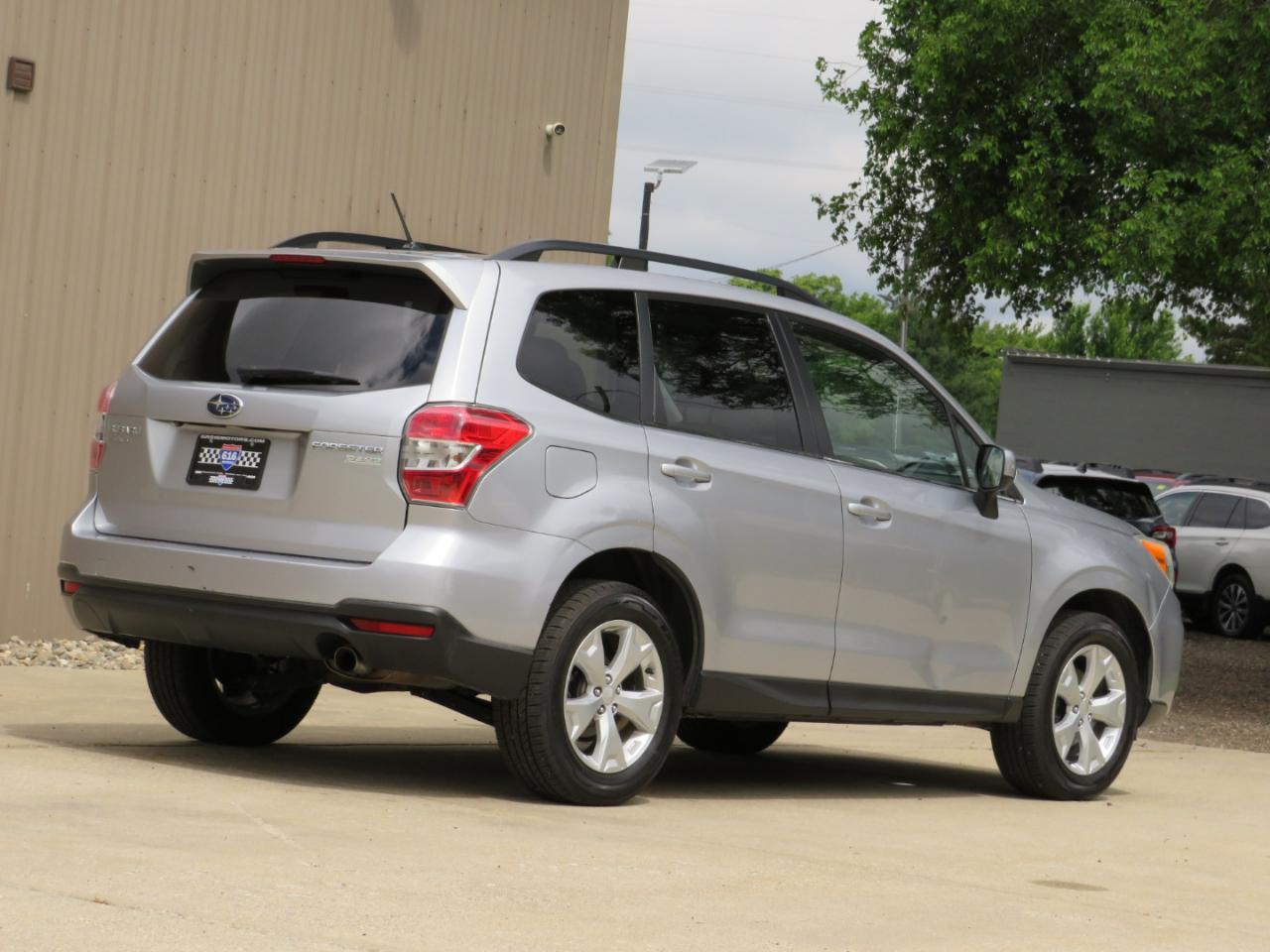 Subaru Forester 2.5i Limited 2014