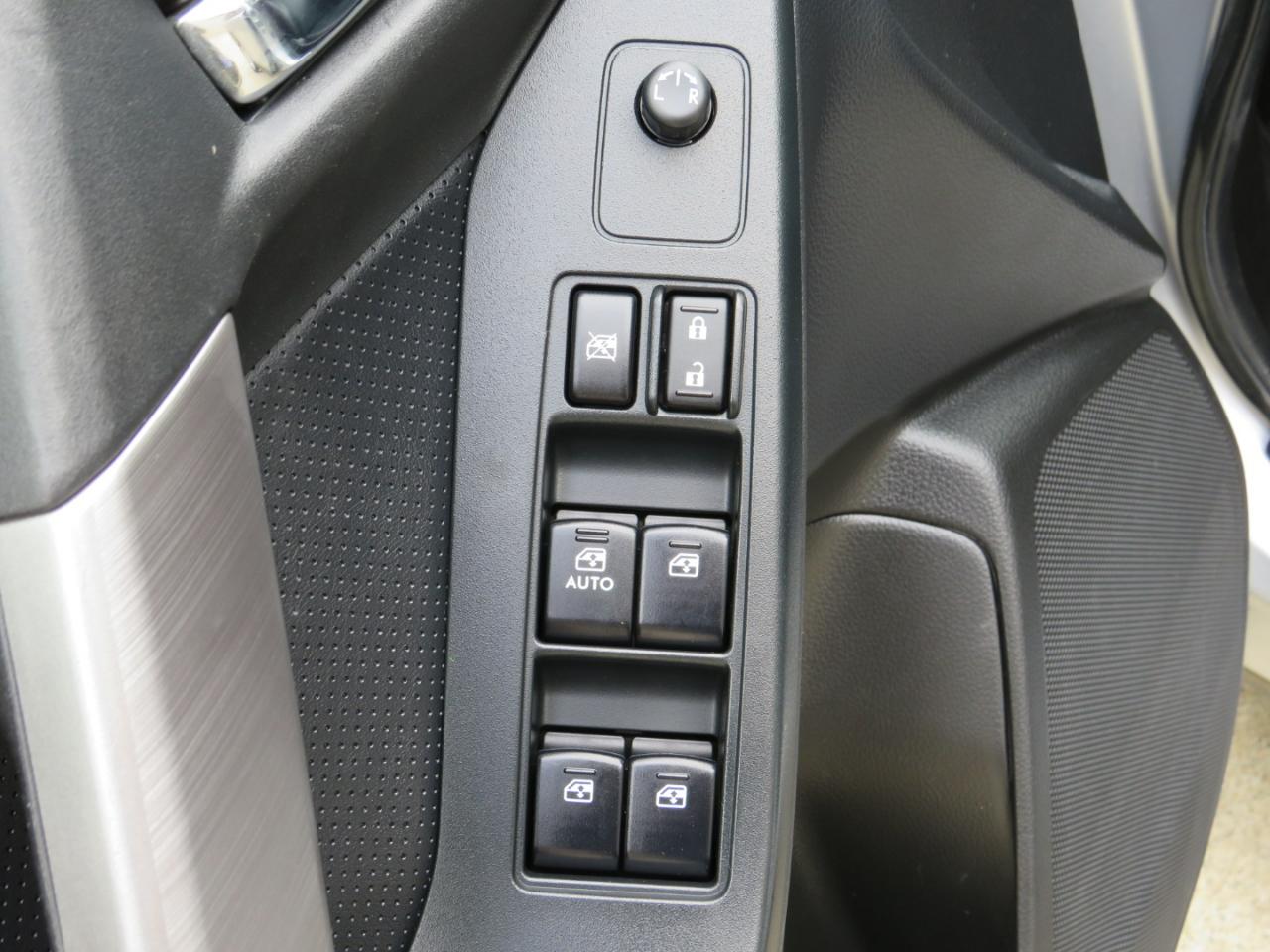 Subaru Forester 2.5i Limited 2014