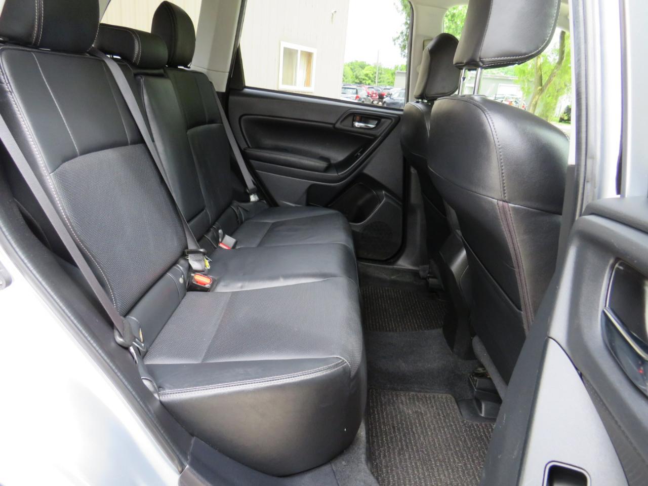 Subaru Forester 2.5i Limited 2014