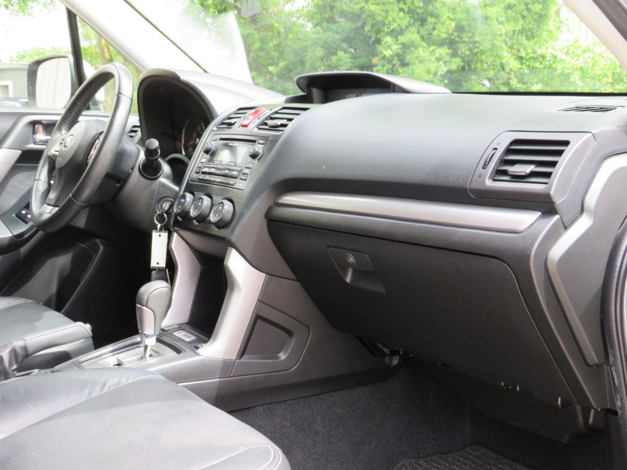 Subaru Forester 2.5i Limited 2014