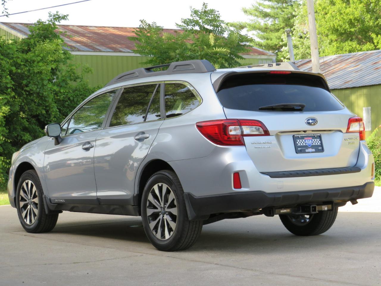 Subaru Outback 3.6R Limited 2015