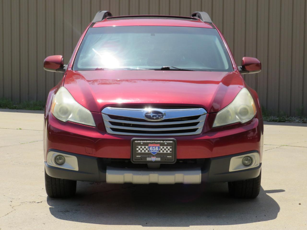 Subaru Outback 2.5i Limited 2012