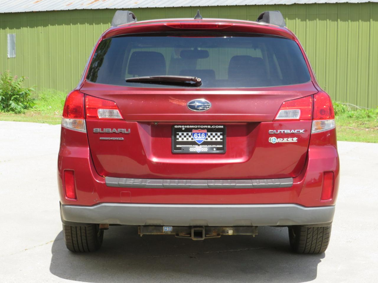 Subaru Outback 2.5i Limited 2012