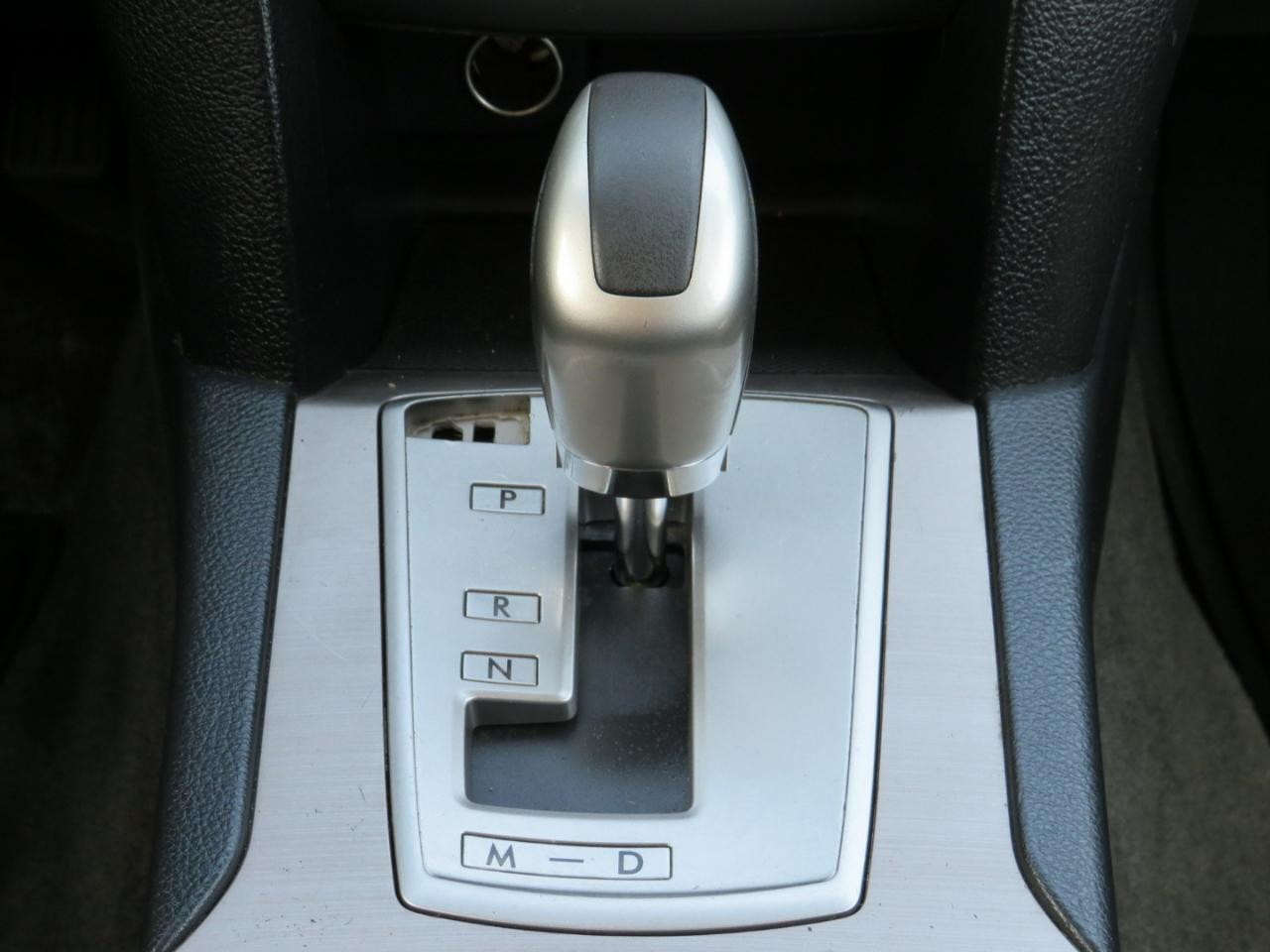Subaru Outback 2.5i Limited 2012