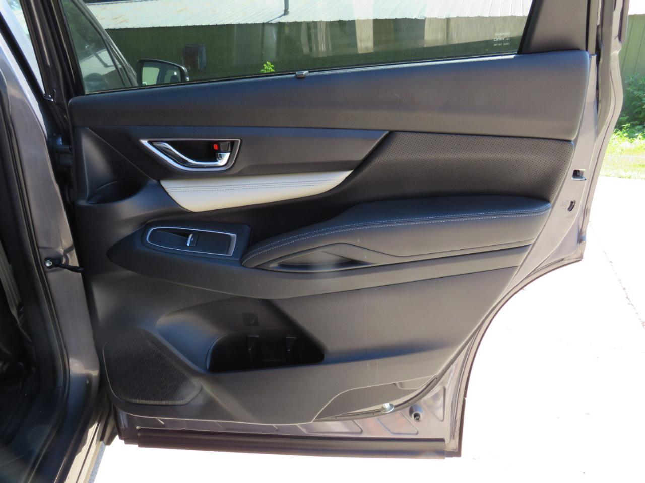 Subaru Ascent Limited w/7-Passenger 2020