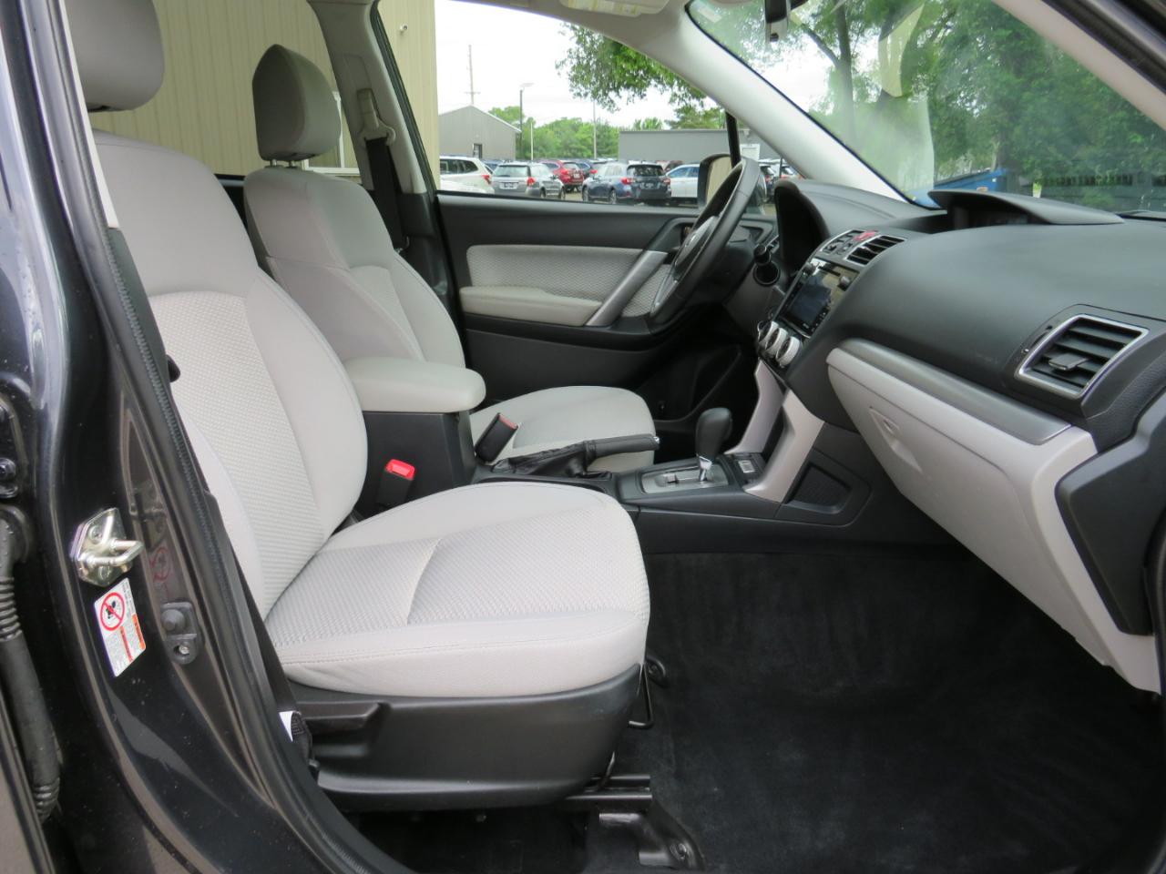 Subaru Forester 2.5i Premium PZEV CVT 2018