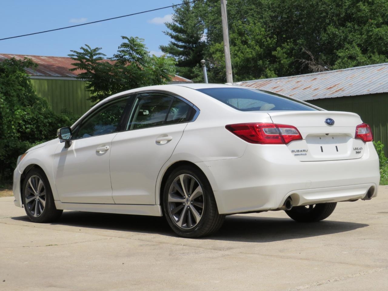 Subaru Legacy 3.6R Limited 2015