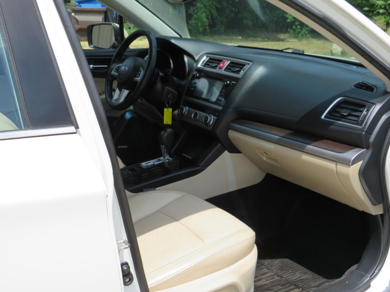 Subaru Legacy 3.6R Limited 2015
