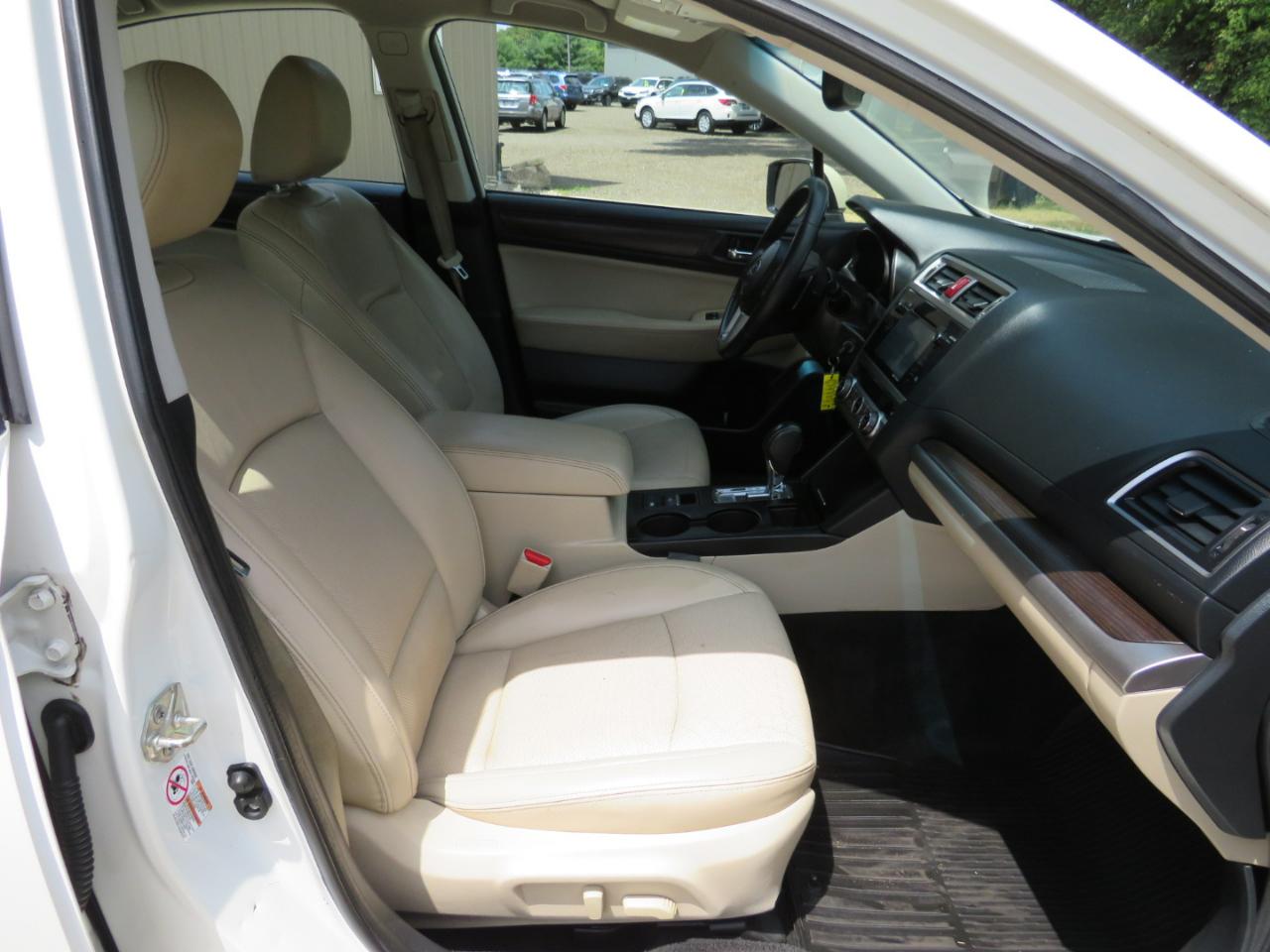 Subaru Legacy 3.6R Limited 2015