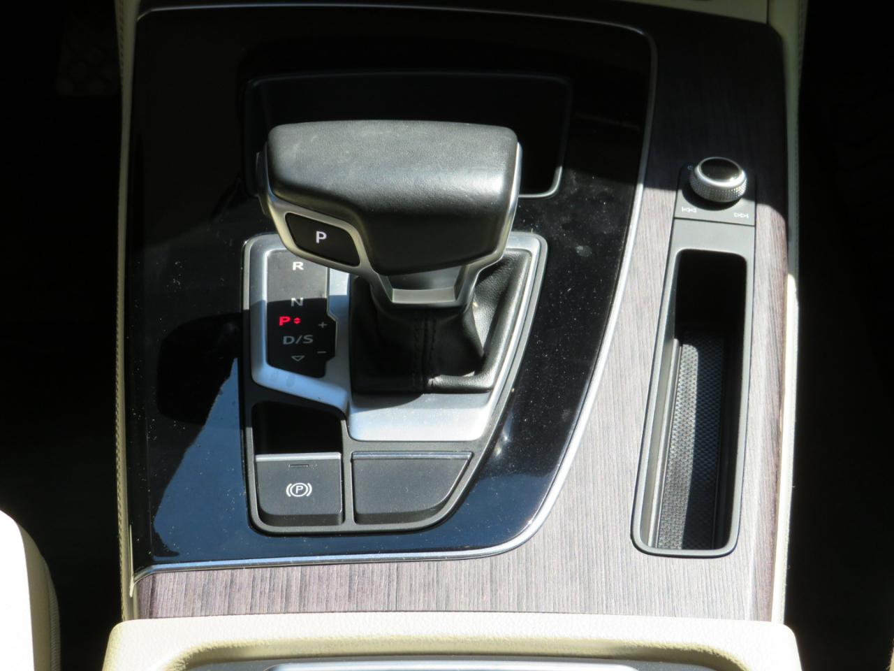 Audi Q5  2022