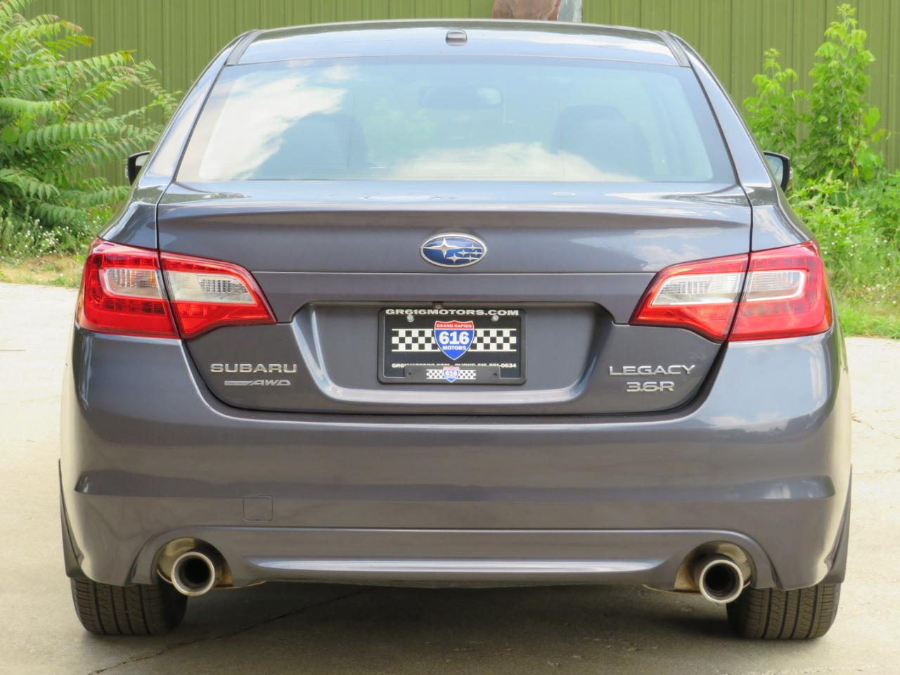 Subaru Legacy 3.6R Limited 2015