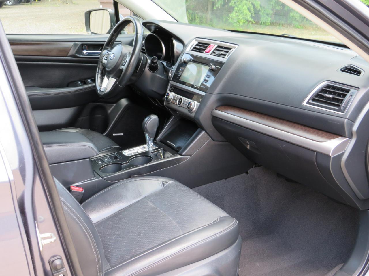 Subaru Legacy 3.6R Limited 2015