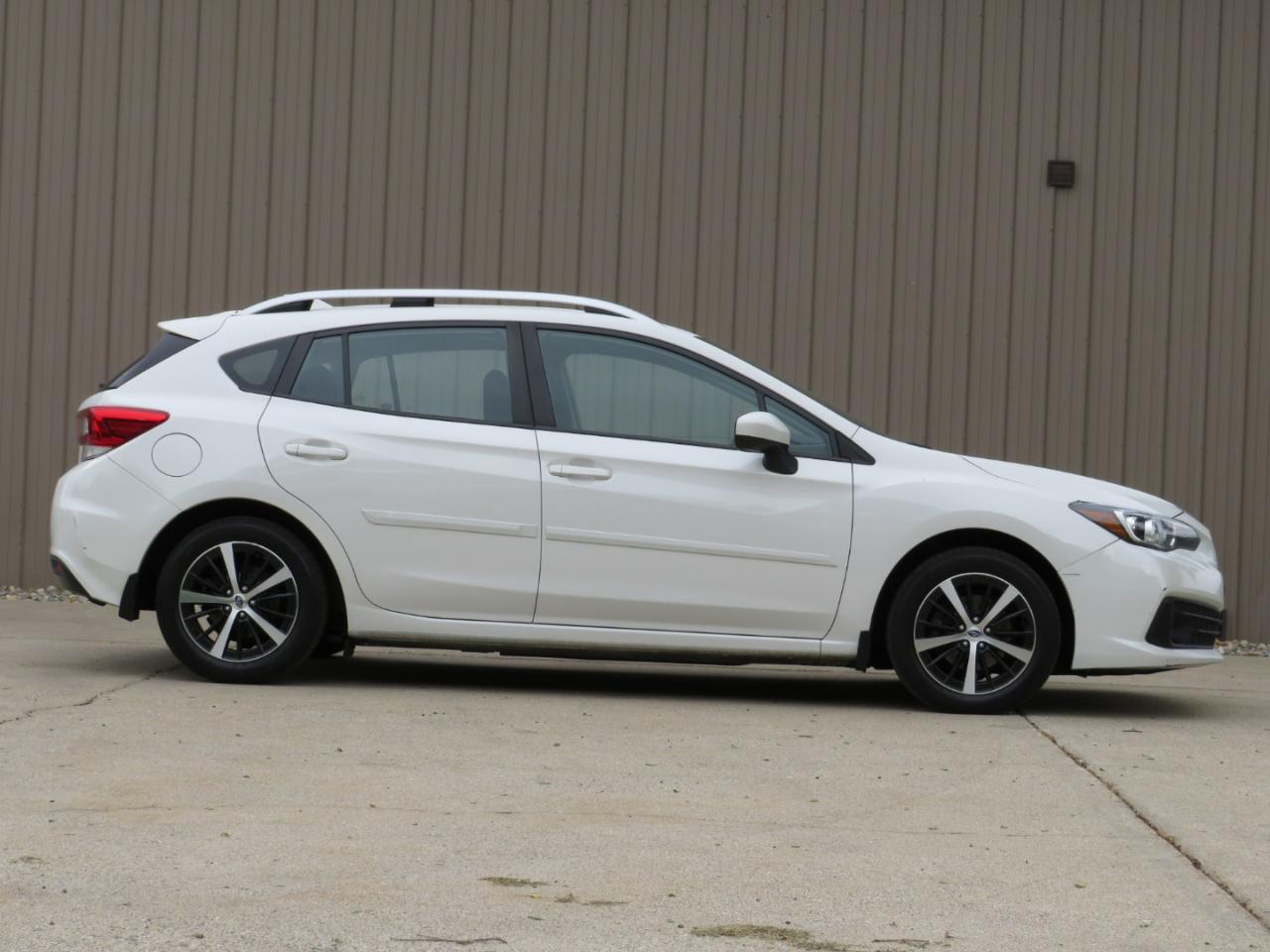 Subaru Impreza 2.0i Premium CVT 5-Door 2022