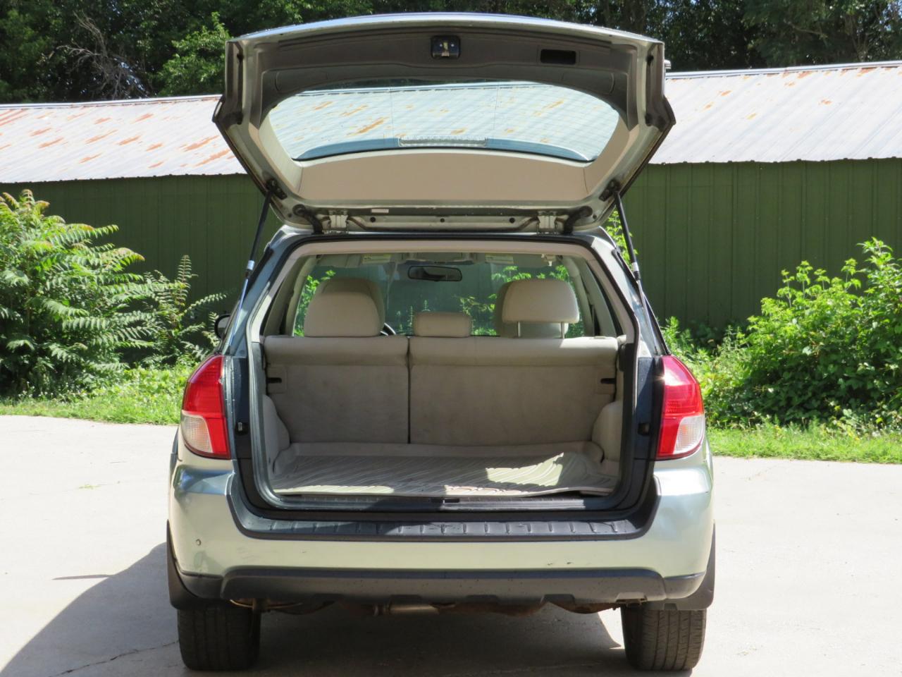 Subaru Outback 2.5i 2009
