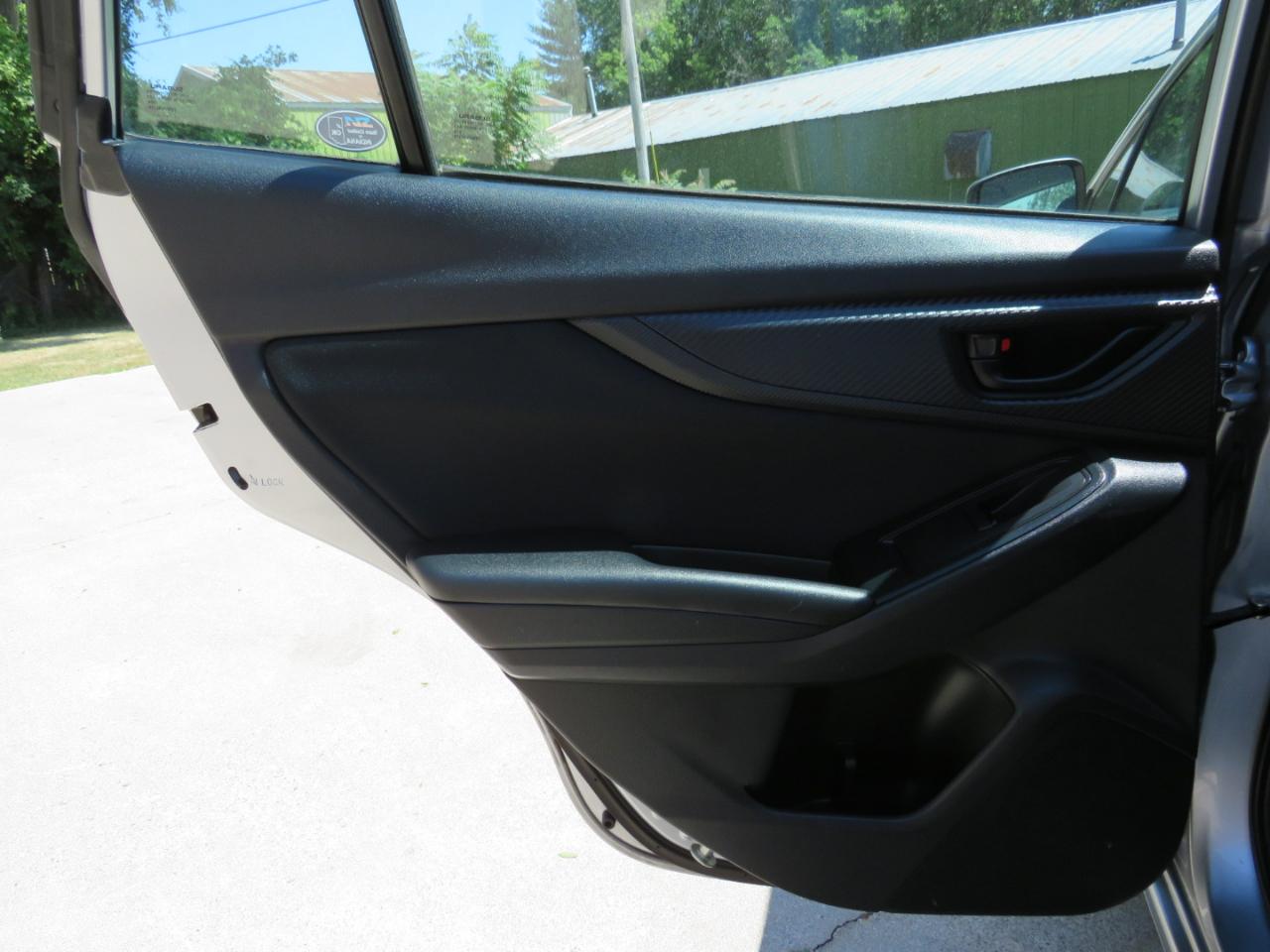 Subaru Impreza 2.0i CVT 5-Door 2017